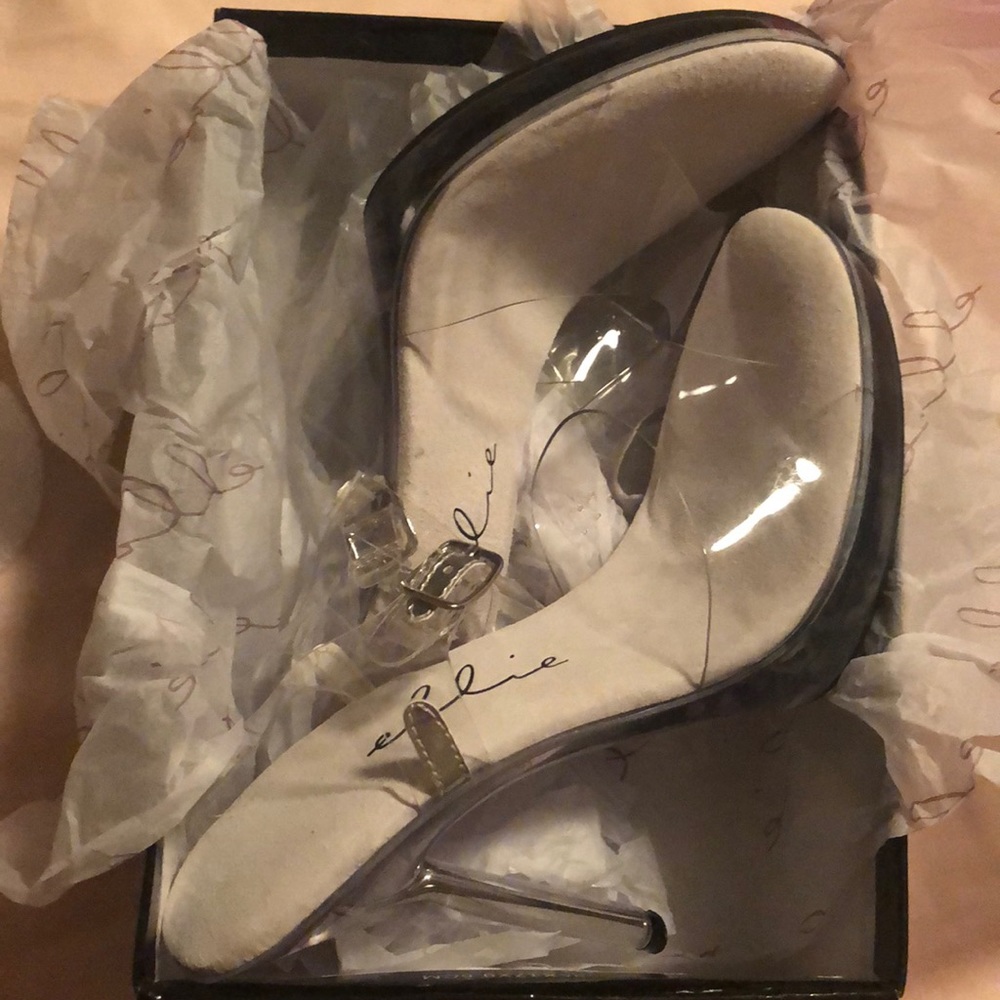 Ellie competition shoes